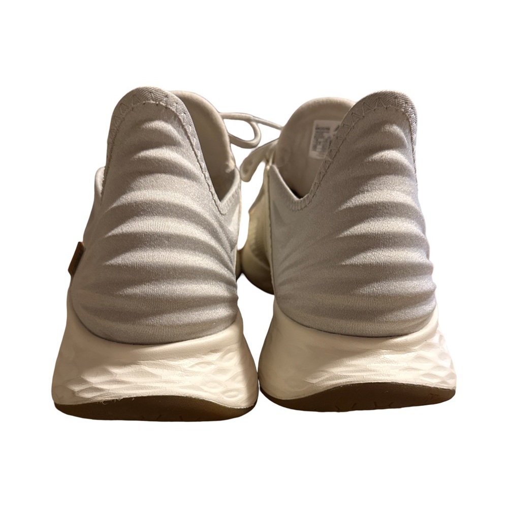 New Balance - Picture 7 of 11